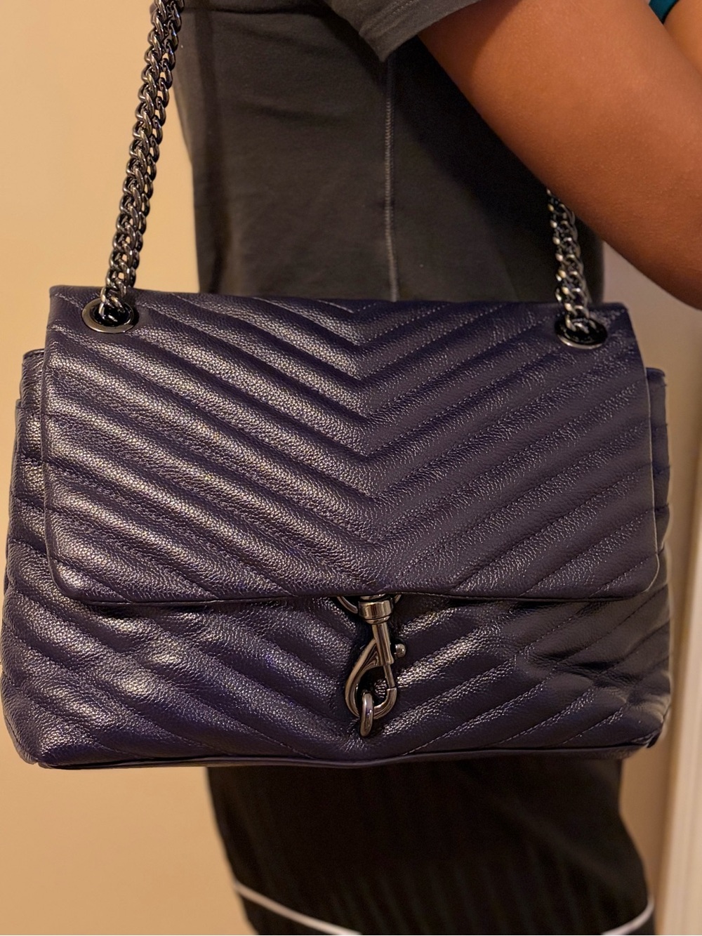 Rebecca Minkoff Quilted Chevron Shoulder Bag in Eggplant/Deep Purple - Picture 1 of 8